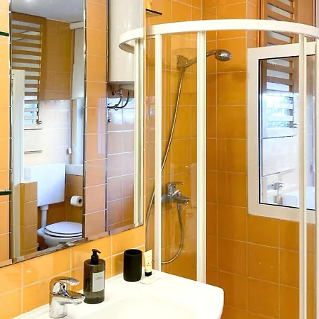 Laurent Apartment